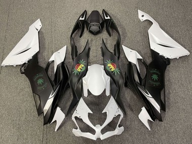 Carénages Moto Kawasaki ZX6R 2019-2022 - Blanc Noir Happy Face Abordables