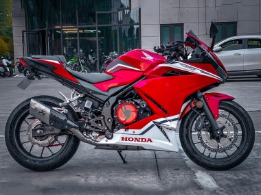Carénages Moto Honda CBR400R 2022 - Rouge Blanc Abordables