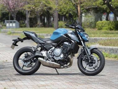 Carénages Moto Kawasaki Ninja Z650 2017-2019 - Bleu Foncé Abordables