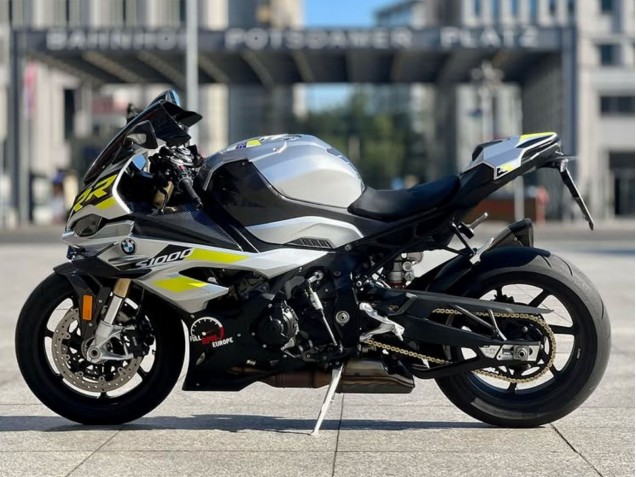 Carénages Moto BMW S1000RR 2023-2024 - Argent Jaune Fibre de Carbone