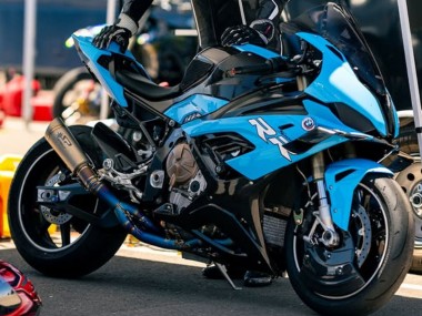 Carénages Moto BMW S1000RR 2019-2022 - Bleu Noir Fibre de Carbone Abordables