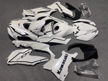 Carénages Moto Kawasaki ZX10R 2021-2025 - Blanc Perle Noir Abordables