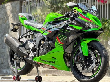 Carénages Moto Kawasaki ZX6R 2019-2022 - Vert Noir Brillant Rouge Abordables