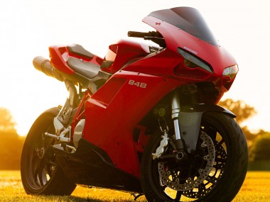 Carénages Moto Ducati 848 2007-2014 - Rouge Noir Brillant Abordables