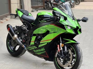 Carénages Moto Kawasaki ZX10R 2021-2025 - Vert Noir Rouge Bande Abordables