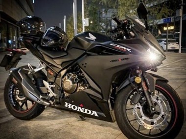Carénages Moto Honda CBR500R 2022-2023 - Noir Mat Blanc Rouge Abordables